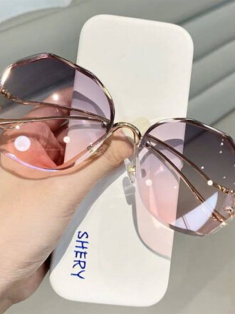 Women Sunglasses